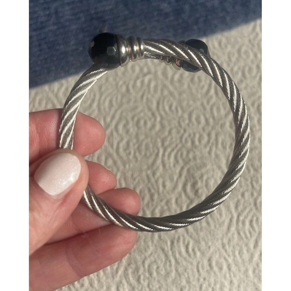 MACY'S Designer Stainless Steel & Onyx Cable bracelet - Picture 5 of 6